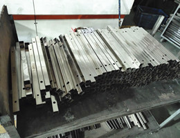 Fibre Laser Cutting Square Tubes